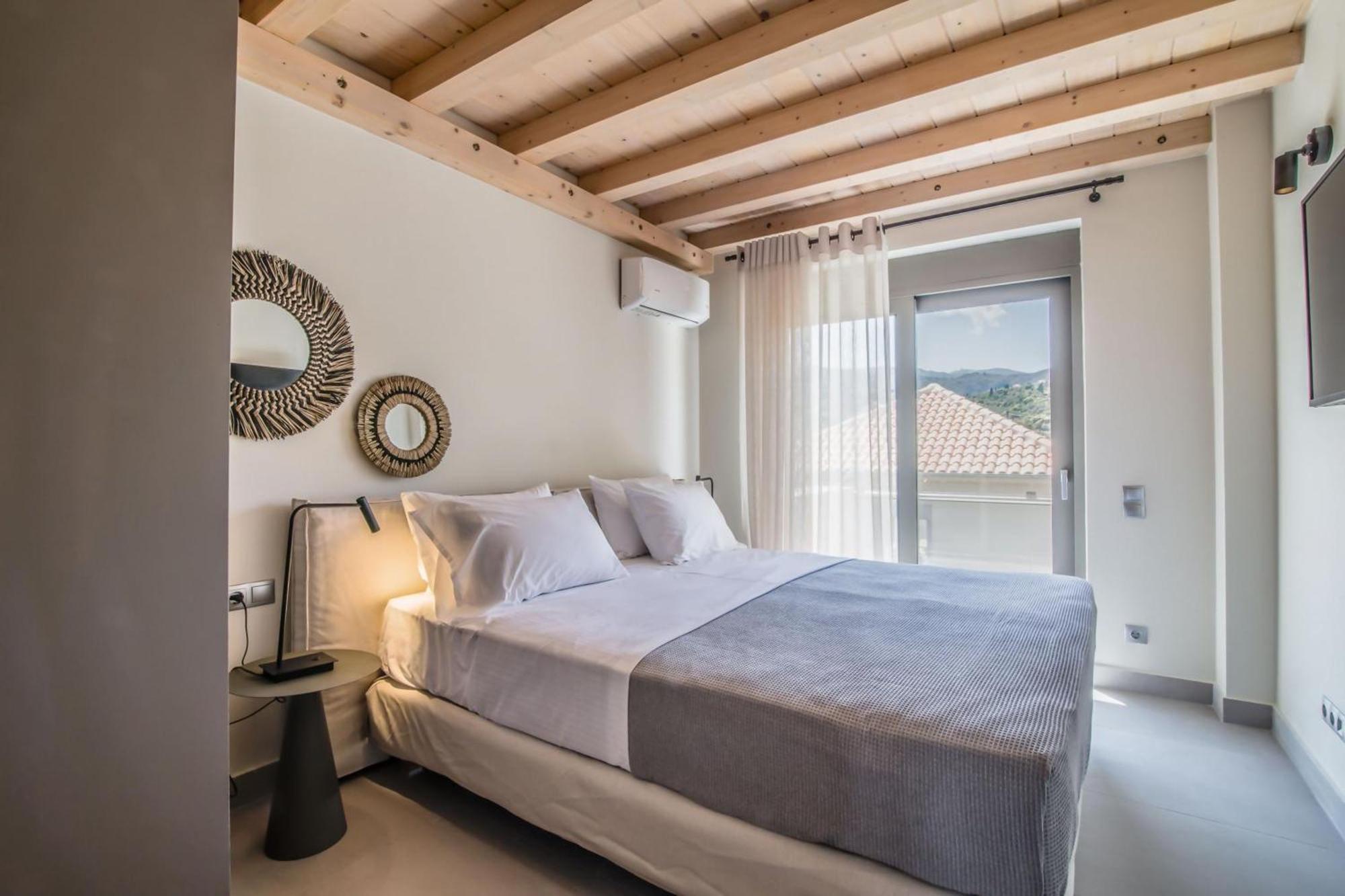 ניקיאנה Blue Symphony Suites Apartments מראה חיצוני תמונה