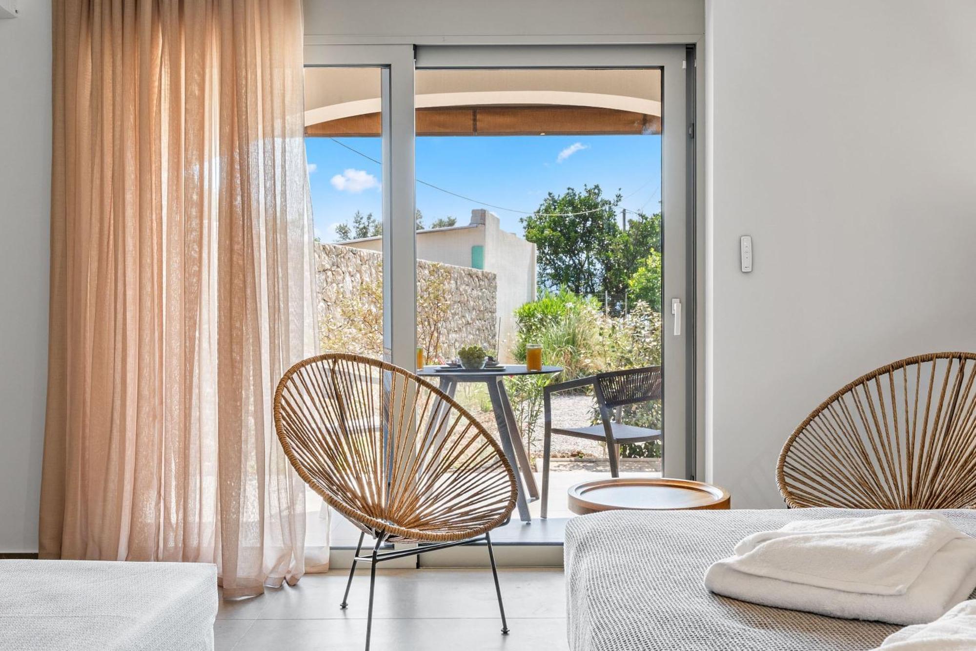 ניקיאנה Blue Symphony Suites Apartments מראה חיצוני תמונה