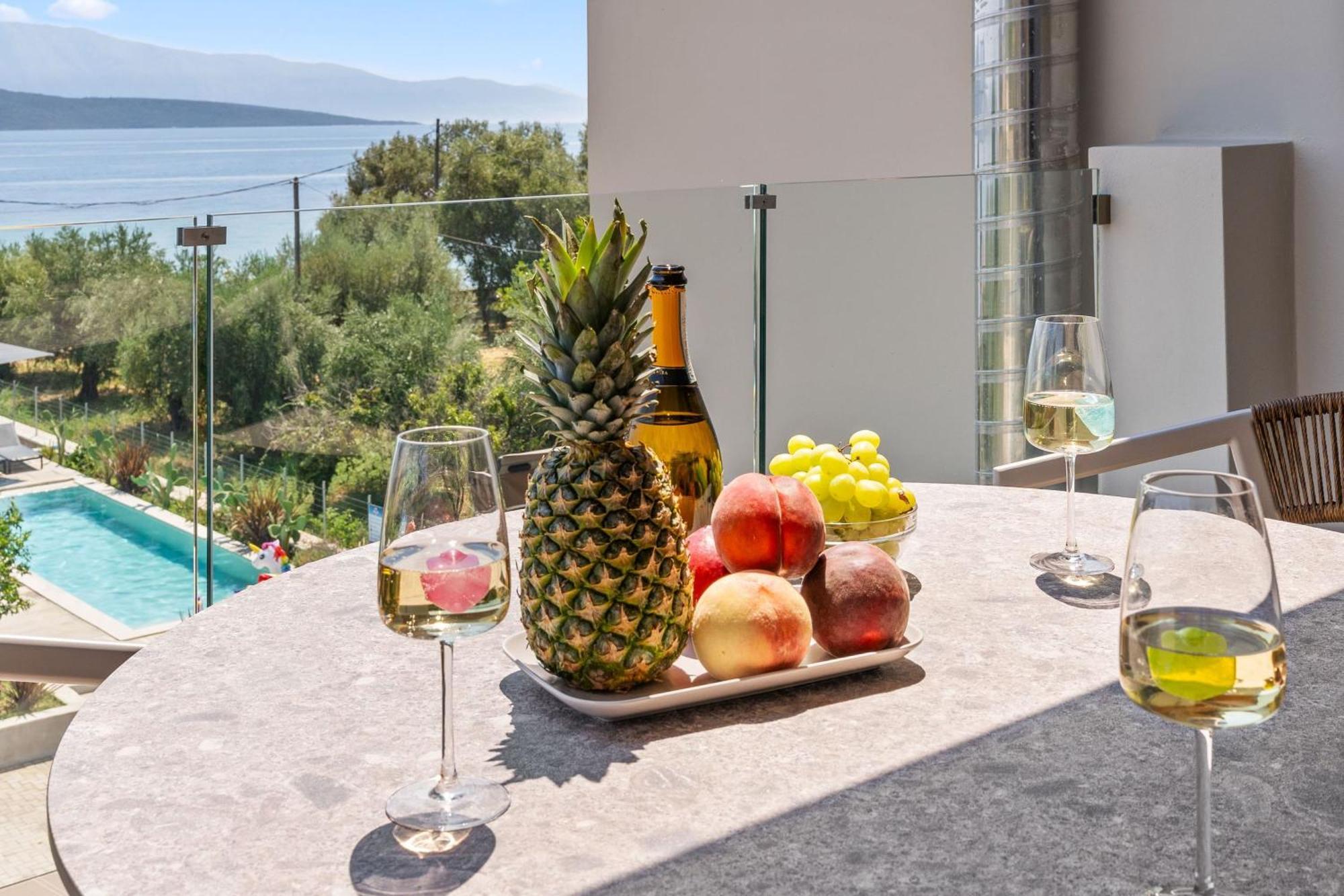 ניקיאנה Blue Symphony Suites Apartments מראה חיצוני תמונה