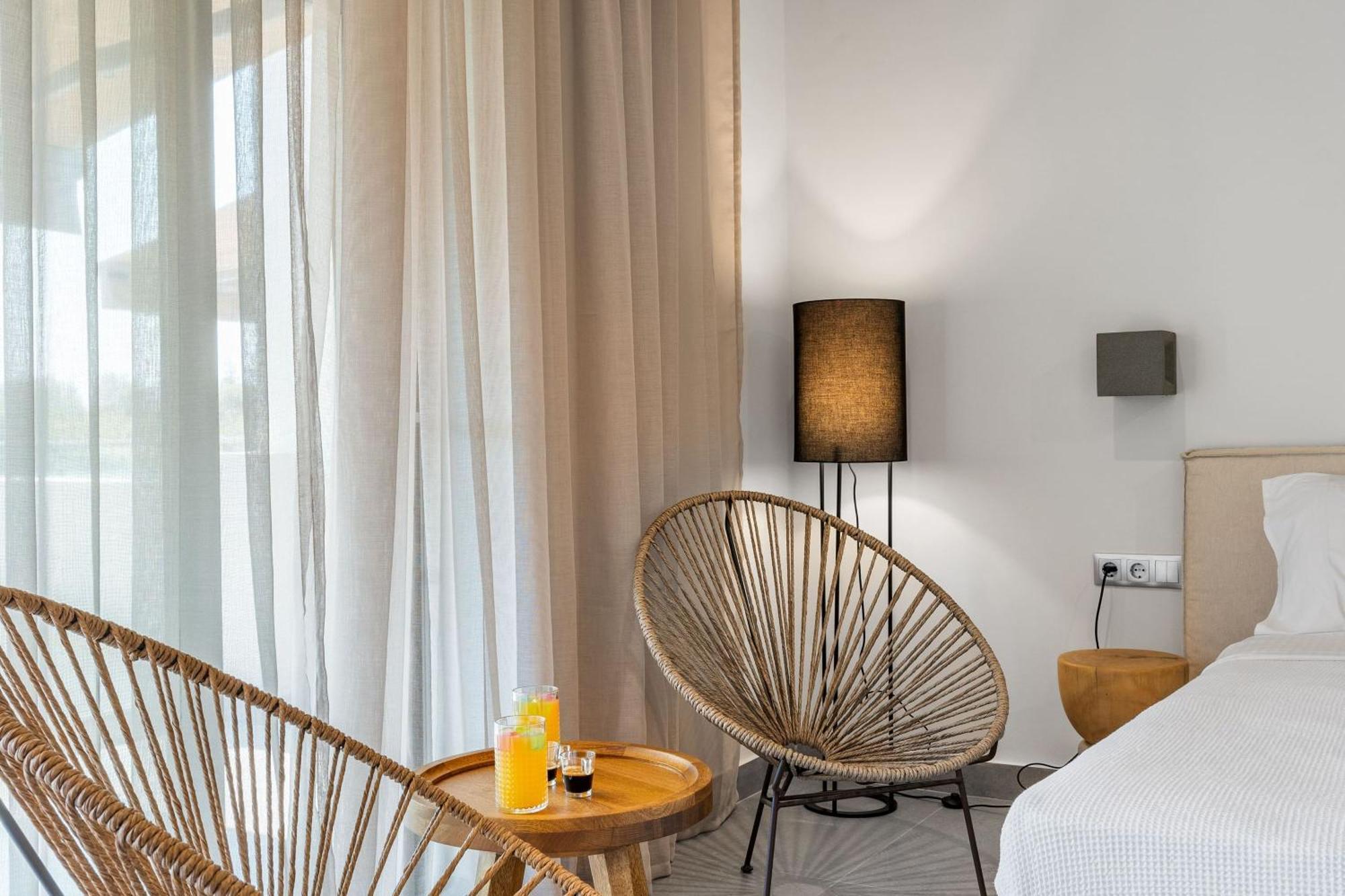 ניקיאנה Blue Symphony Suites Apartments מראה חיצוני תמונה