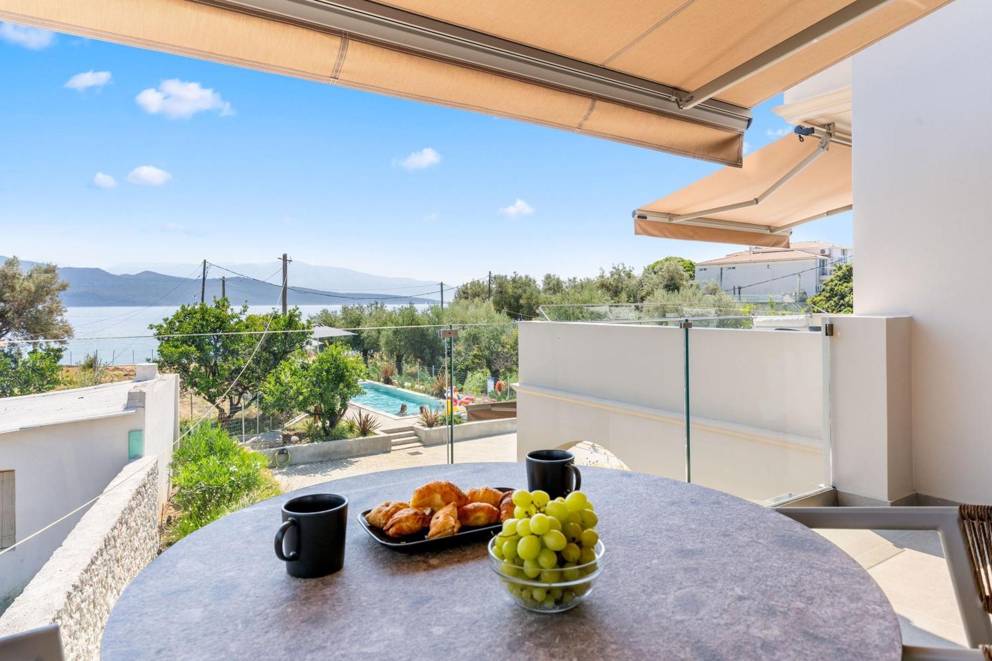 ניקיאנה Blue Symphony Suites Apartments מראה חיצוני תמונה